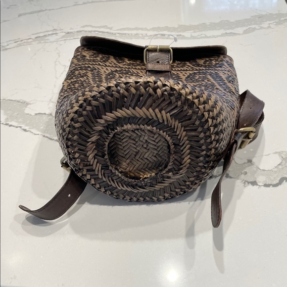 Gorgeous rattan straw leaf tribal backpack - Picture 3 of 8
